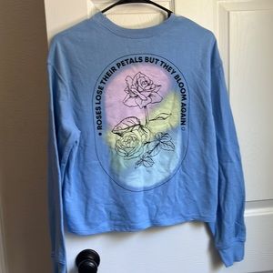 ZOÉ+LIV NEW BEGINNINGS OMBRÉ ROSE GRAPHIC SWEATSHIRT SIZE S COLOR BLUE
